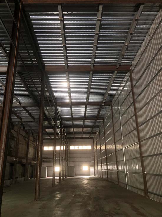 廠房電燈插座安裝