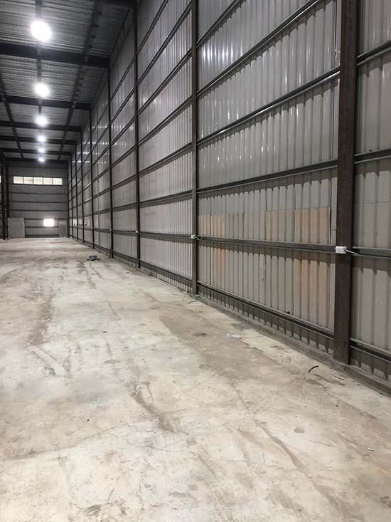 廠房電燈插座安裝